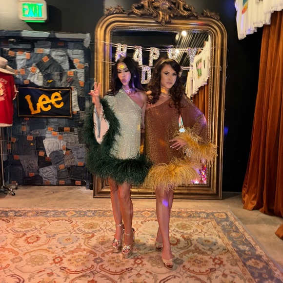 Taller marmo inspired Custom made sequin and ostrich feather mini dress- Green - Picture 5 of 5